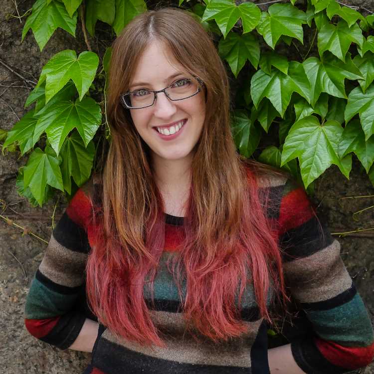 Jennifer Mace, author image