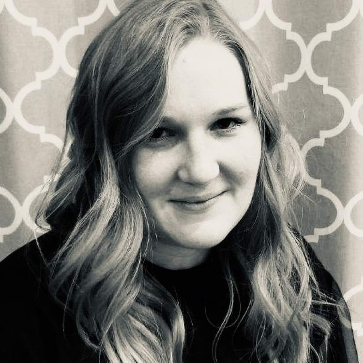 Leanne Howard, author image